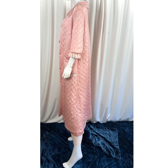 Vintage 1960’s Lu-Say Creations Long Quilted Bed Jacket Coat in Pink - XS/S - Picture 9 of 10